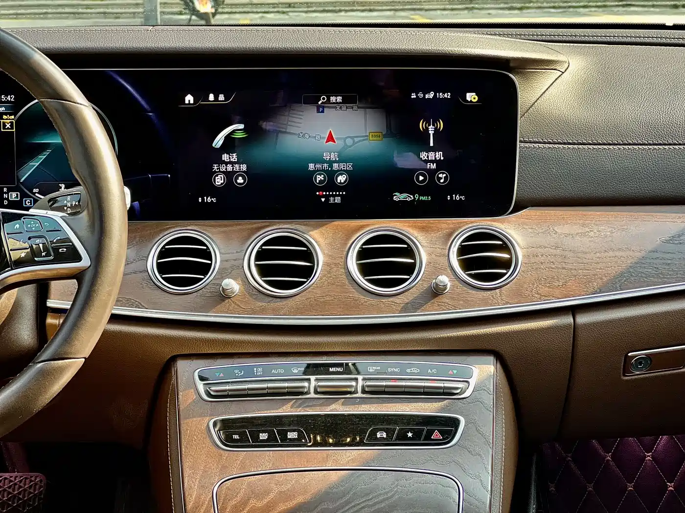 MERCEDES-BENZ E CLASS