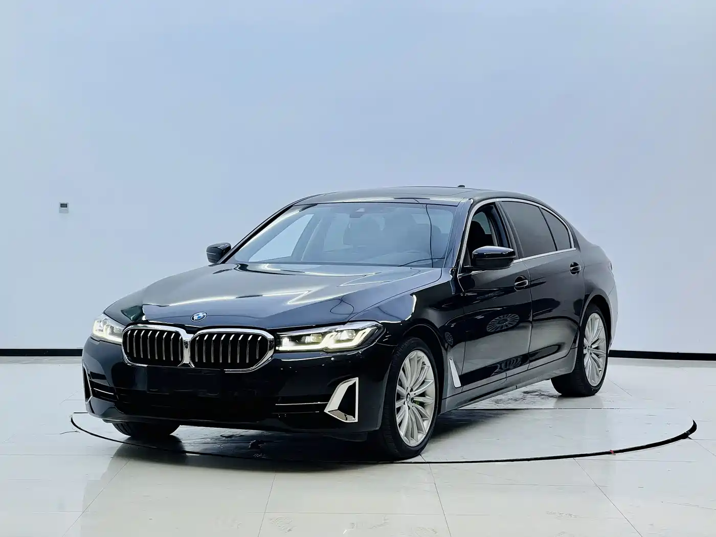 BMW 5 Series 2022 Facelift 530Li Premium Luxury Package