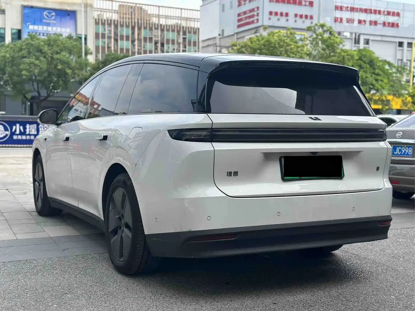 Li Auto Li i8 2025 2025 Standard Edition