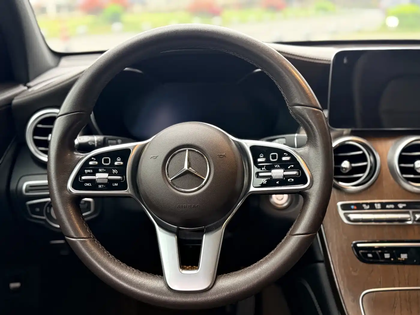 Mercedes-Benz GLC 2020 Facelift GLC 300 L 4MATIC Dynamic фото 14