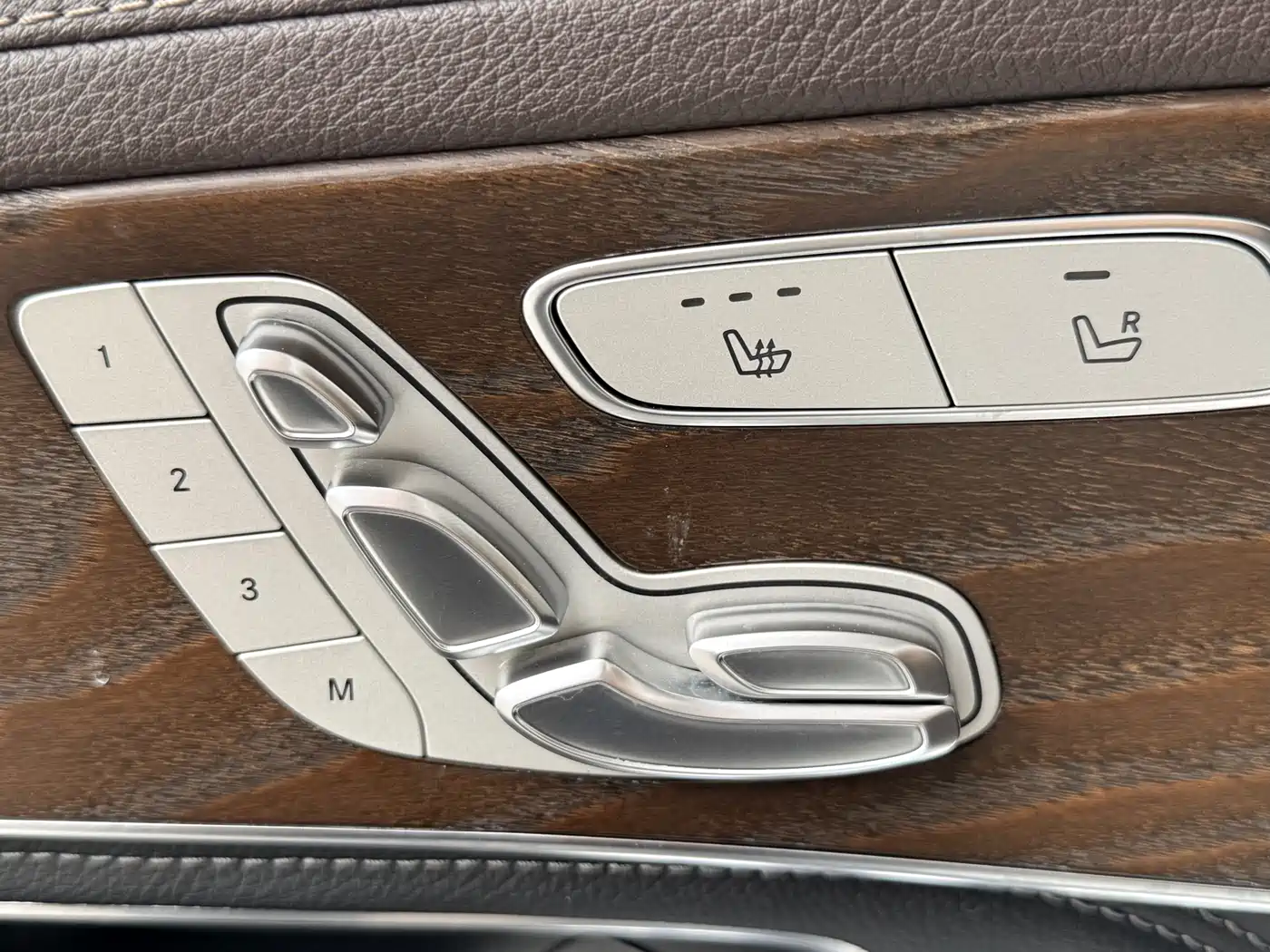Mercedes-Benz GLC 2020 Facelift GLC 300 L 4MATIC Dynamic фото 21