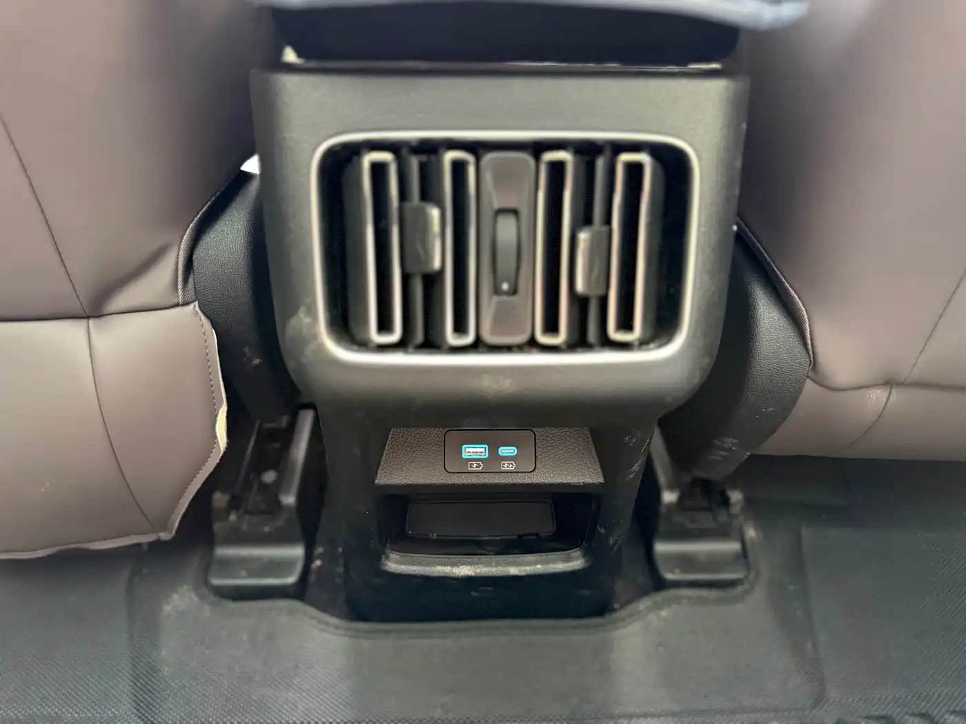 BYD Song PLUS PHEV 2025 DM-i 112KM Honor фото 29