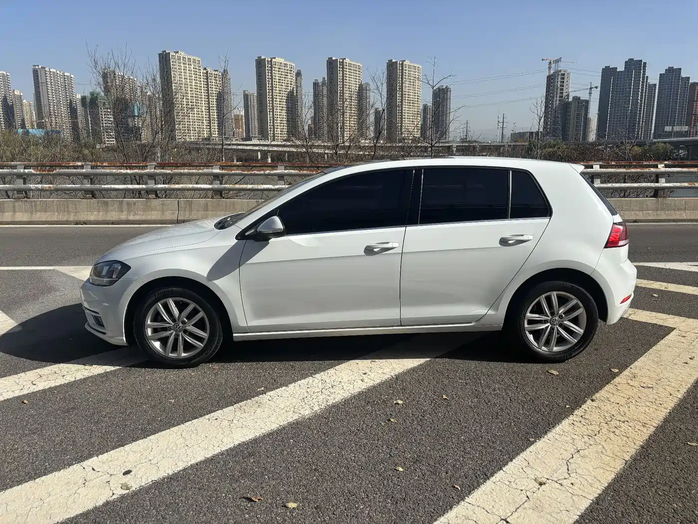Volkswagen Golf 2018 230TSI Automatic Comfort фото 11