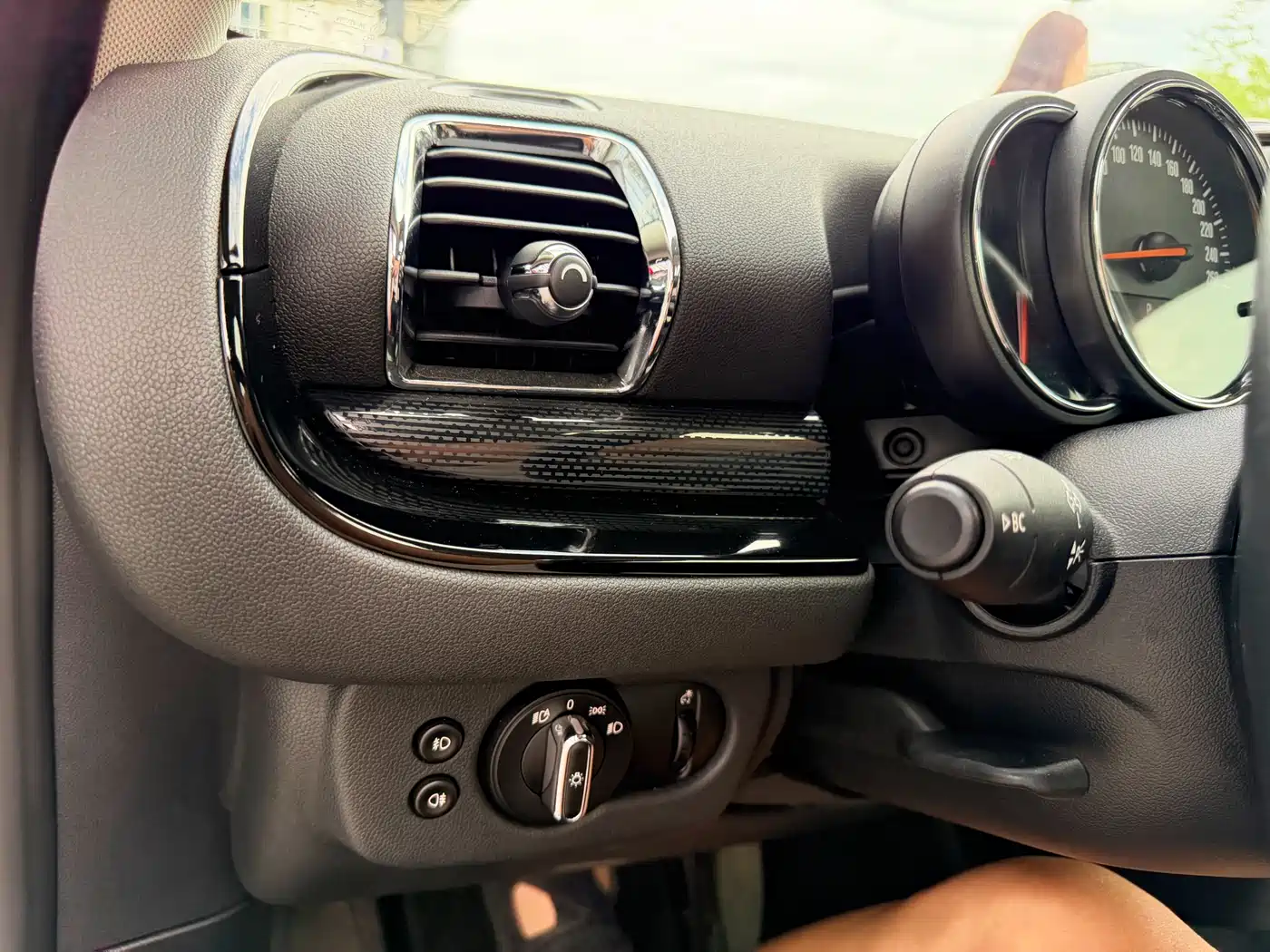 Фото 16 - MINI CLUBMAN