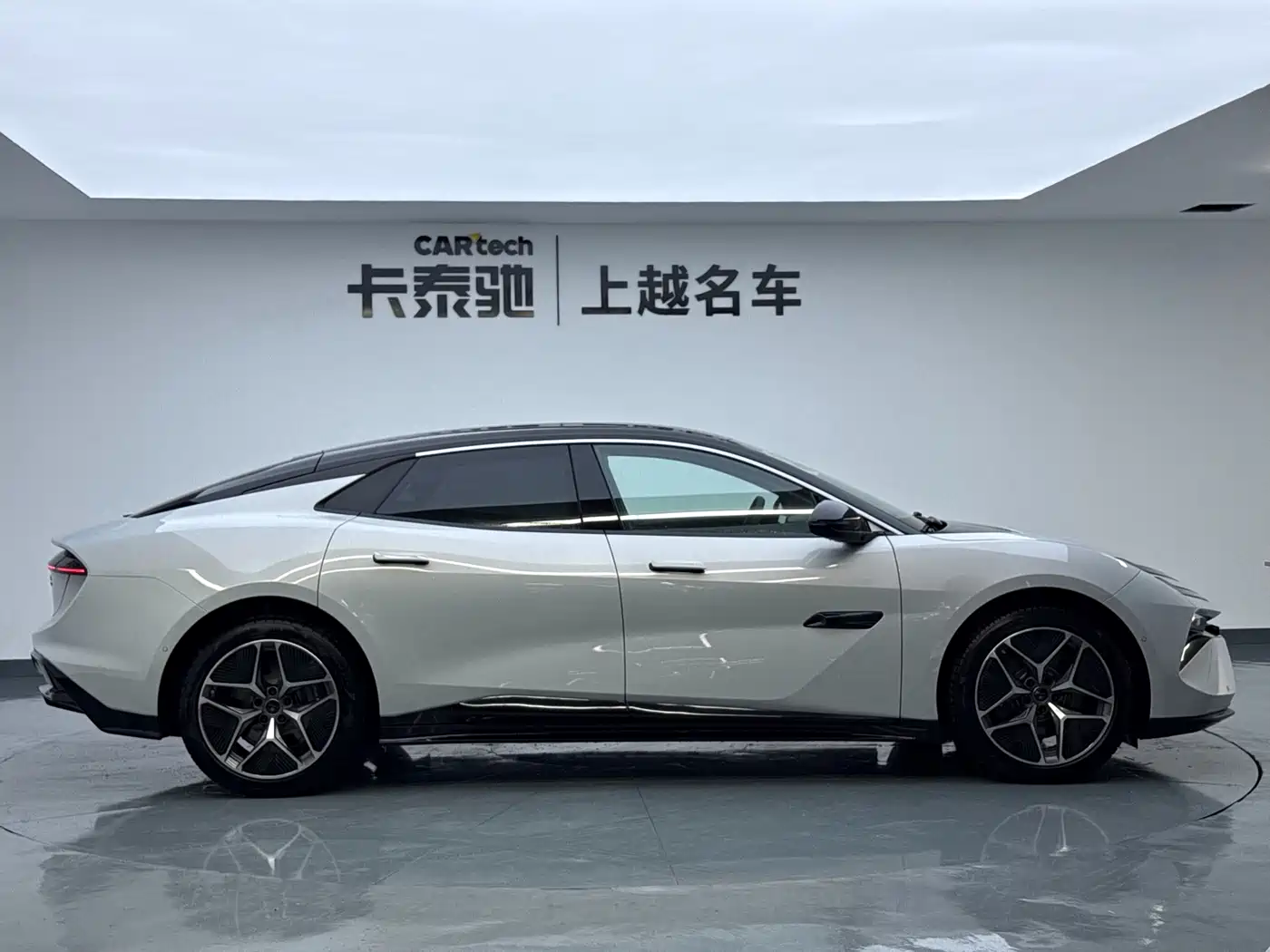 Lotus Cars EMEYA Blossom 2026 2025 600 Wagon