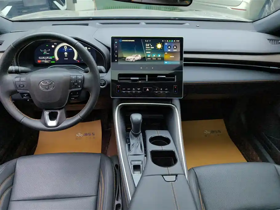 Toyota Avalon 2024 Hybrid 2.0L Luxury Edition фото 12