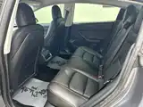 Фото 9 - Tesla Model 3
