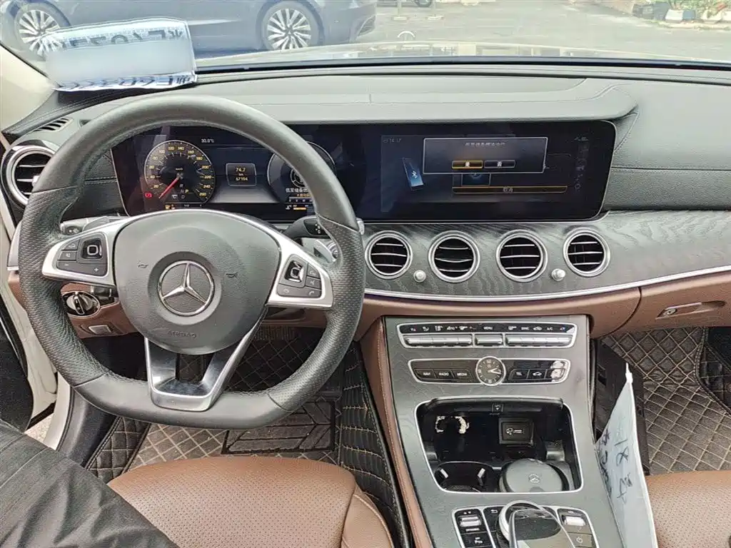 Mercedes-Benz E-Class 2017 E 300 L Sport Luxury фото 10