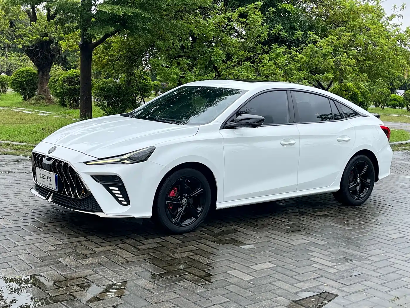  MG MG5 Scorpio 2022 1.5T Trophy Sport Luxury Edition