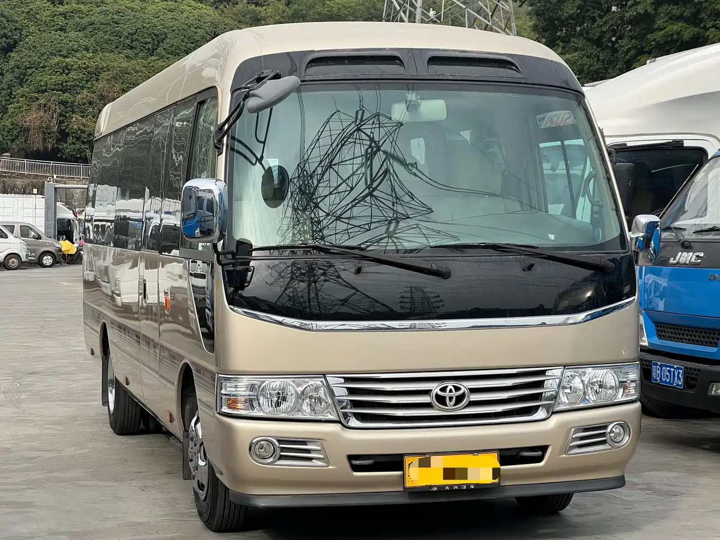 Toyota Coaster 2015 4.0L Premium Bus GRB53L-ZCMSK 20-seater фото 3
