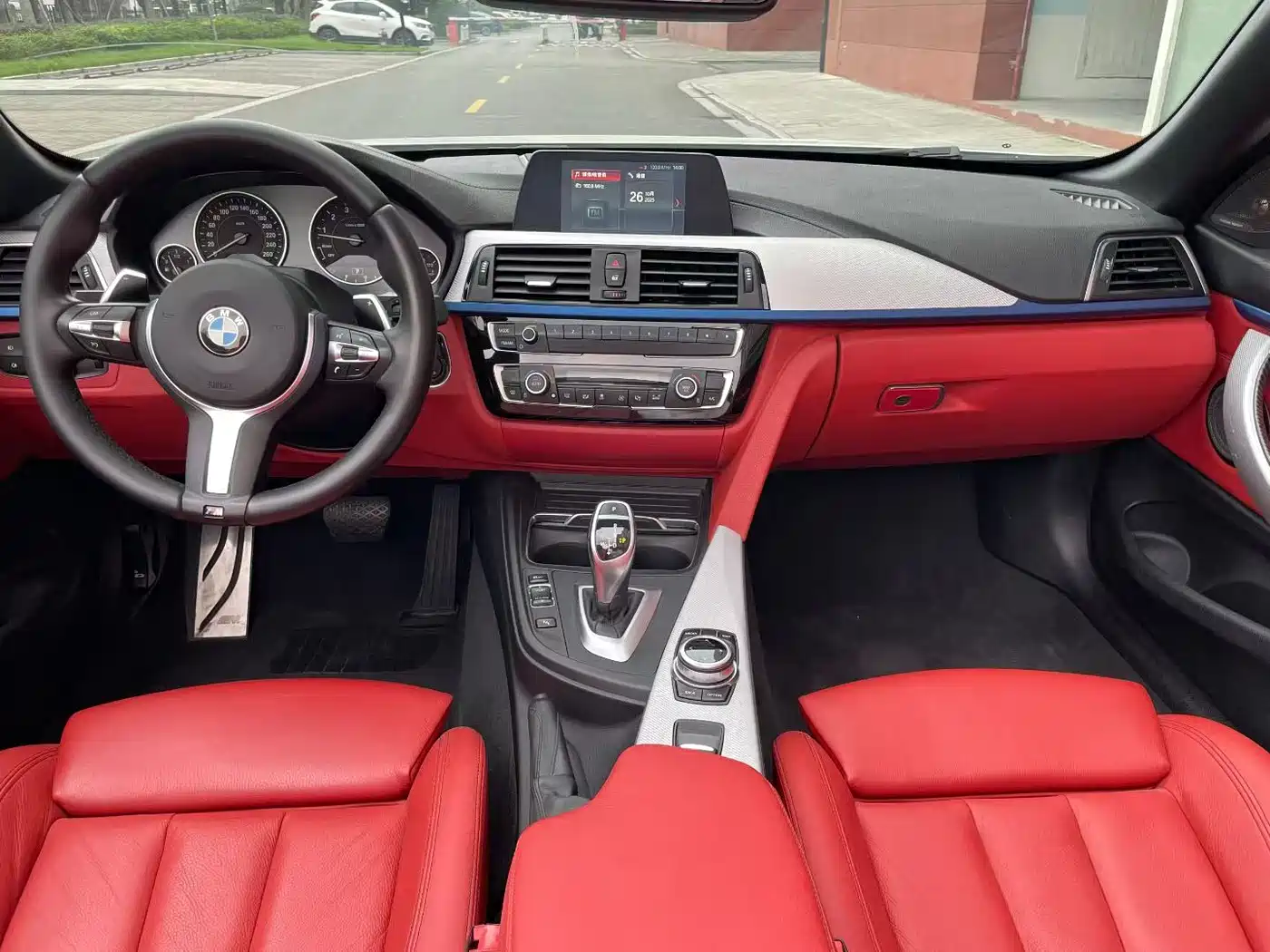 BMW 4 Series 2017 425i Convertible M Sport Package фото 7