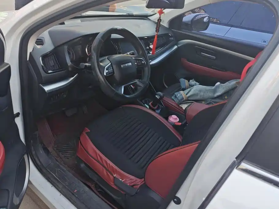 Photo 9 - Haval H2s