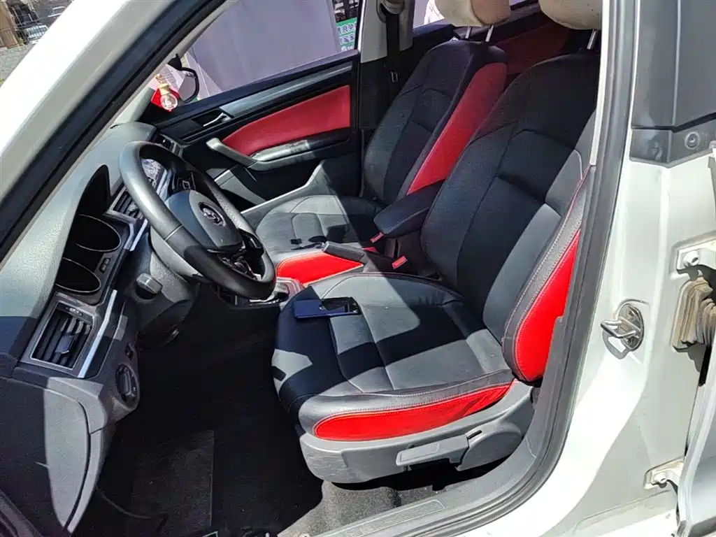 Volkswagen Bora 2018 1.5L Automatic Fashion фото 15
