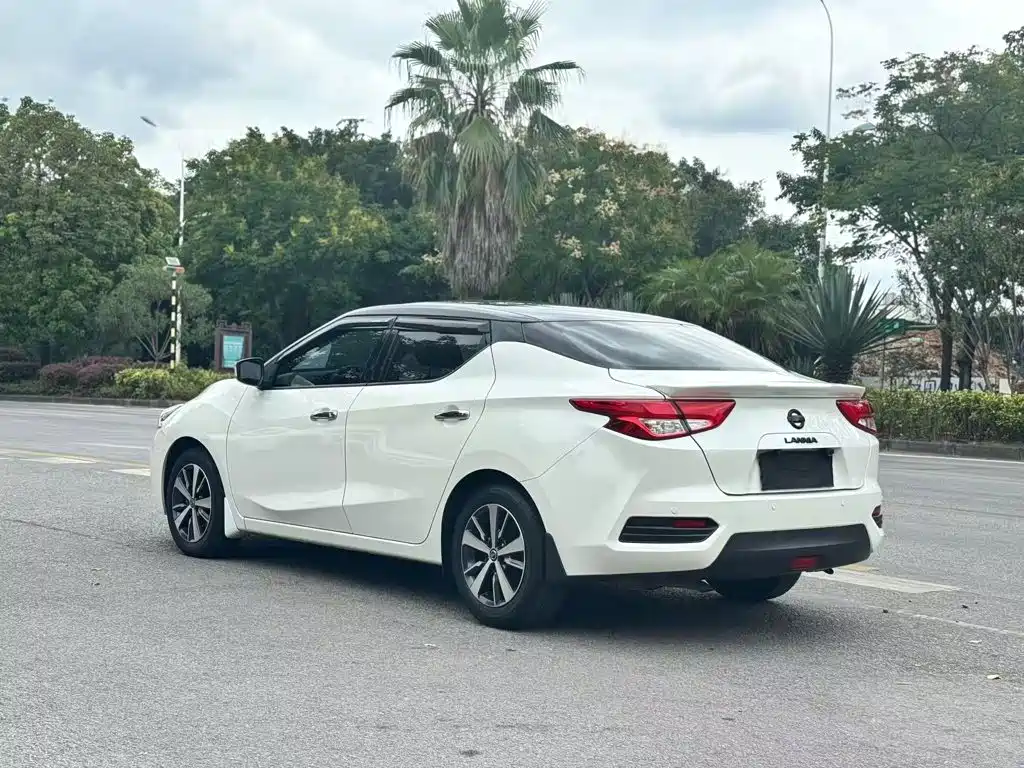 Nissan Bluebird 2020 2020 1.6L CVT Cool Edition