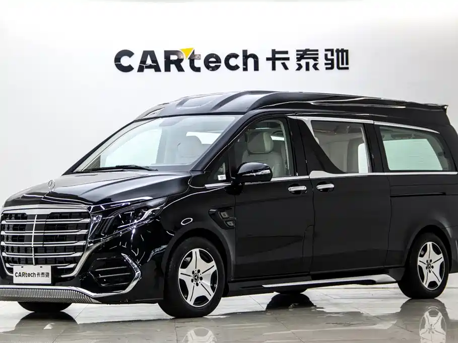 Mercedes-Benz Vito 2024 2.0T Business 8-Seater