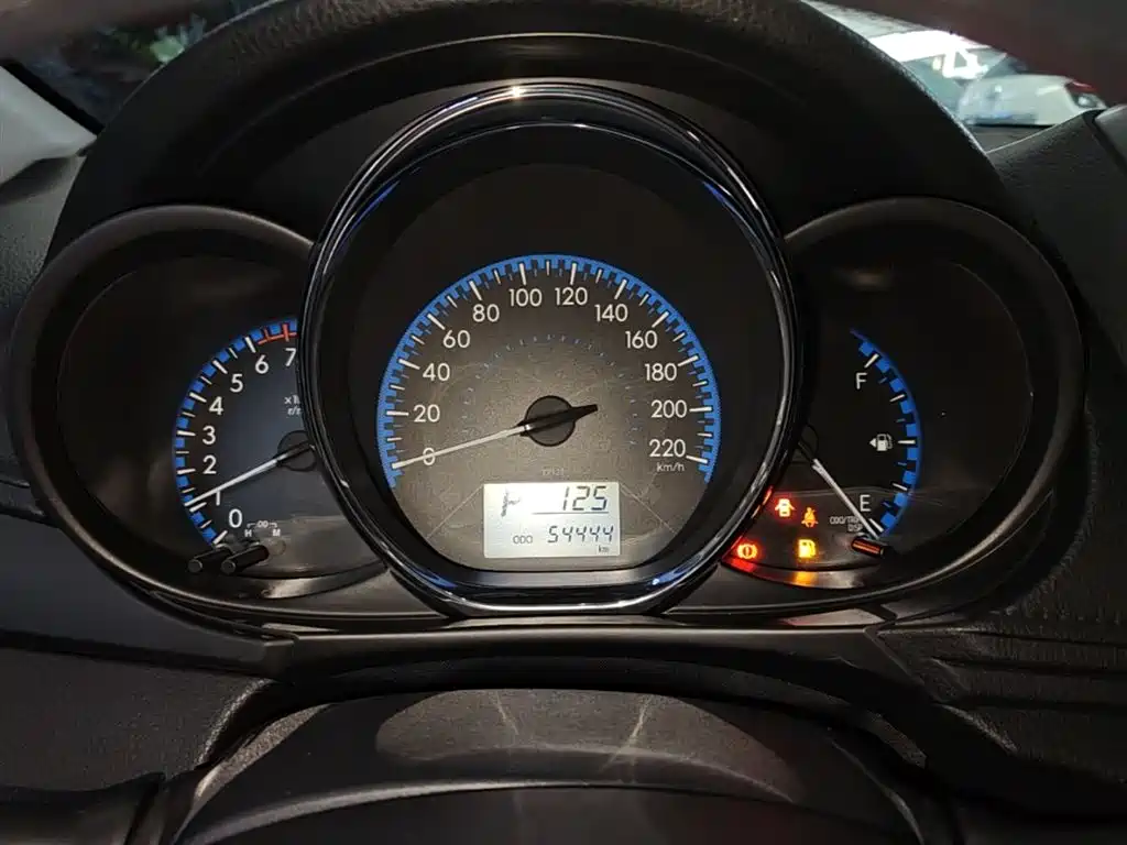 Toyota Vios FS 2017 1.5L CVT Fengchi Edition фото 12