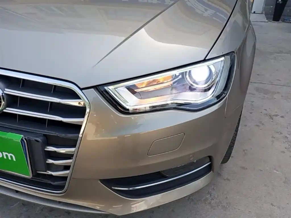 Audi A3 2016 Sportback 35 TFSI Leadership фото 24