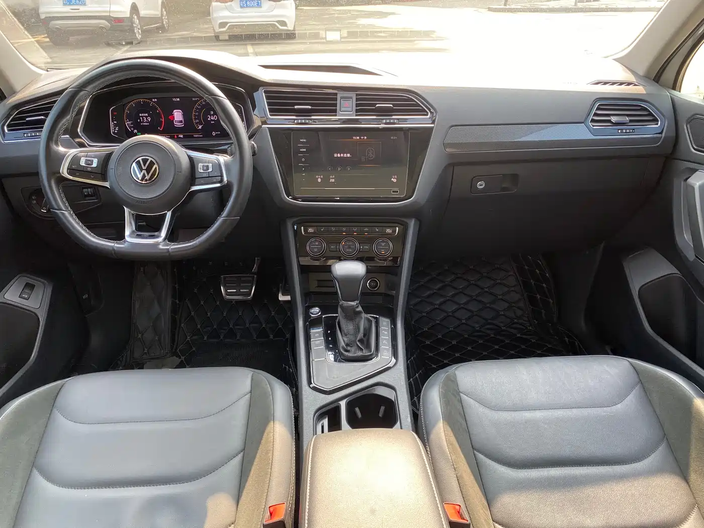 Volkswagen Tiguan L 2021 330TSI Automatic 2WD R-Line Premium фото 11