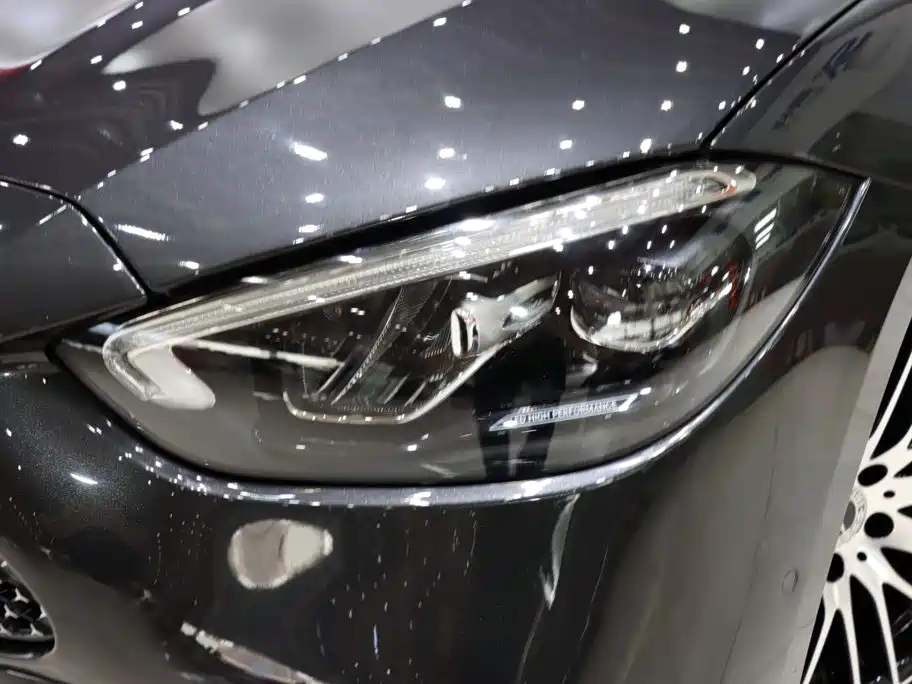 Mercedes-Benz C-Class, миниатюра 7