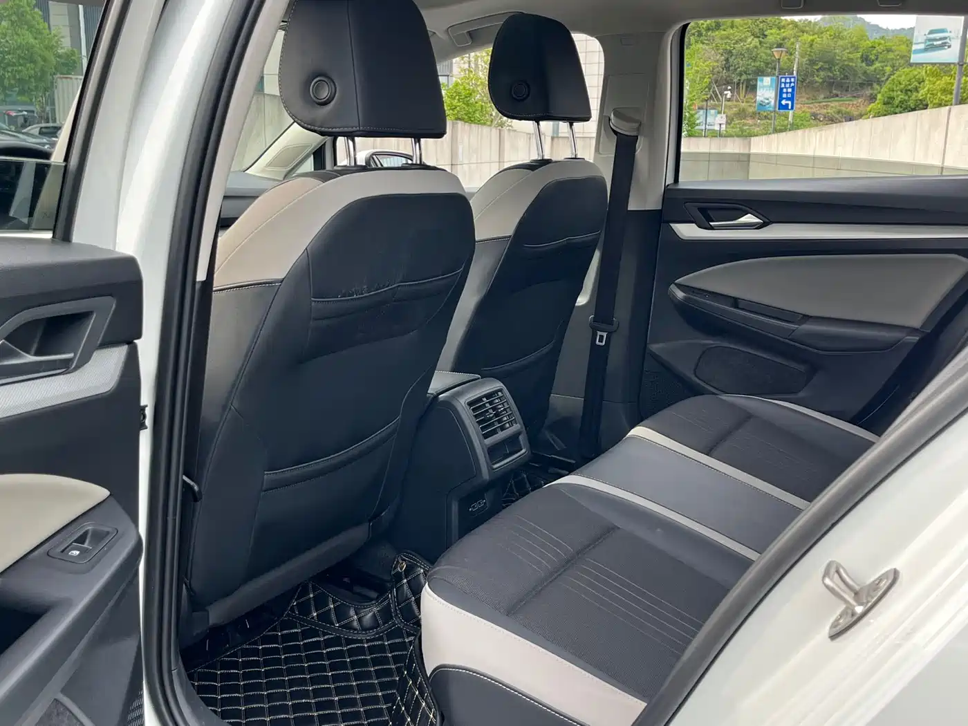 Volkswagen Golf 2023 280TSI DSG Pro фото 5
