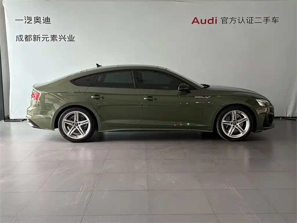Audi A5 (Import) 2025 Sportback 40 TFSI Collector's Edition Fashion Dynamic фото 3