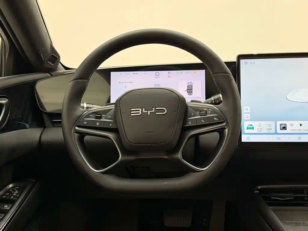 BYD Seal 2025 2025 Facelift 650 Smart Drive Edition