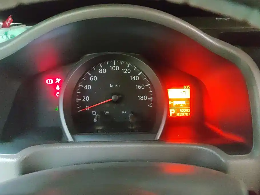 Nissan NV200 2016 2016 1.6L CVT Luxury