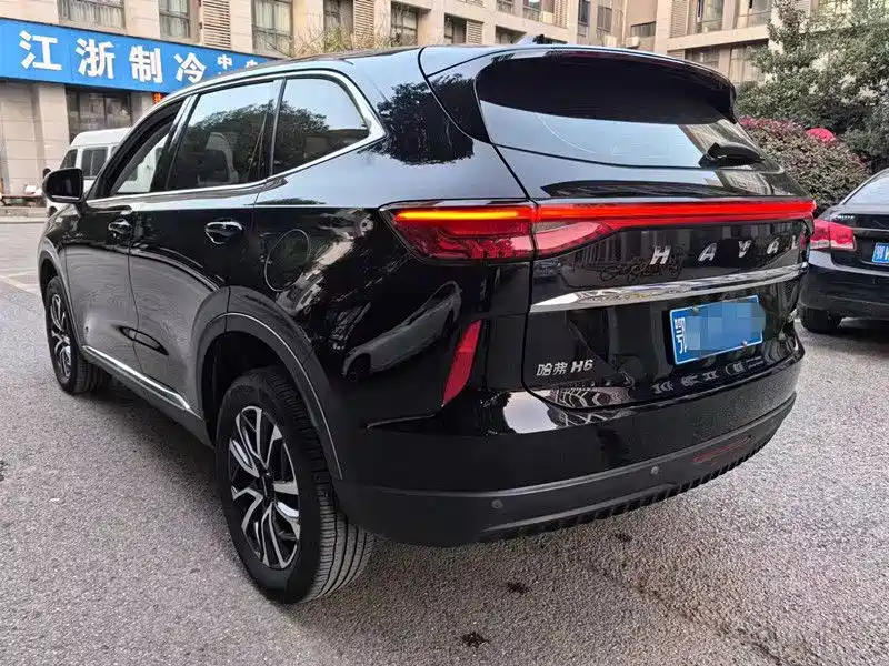 Фото 12 - Haval H6