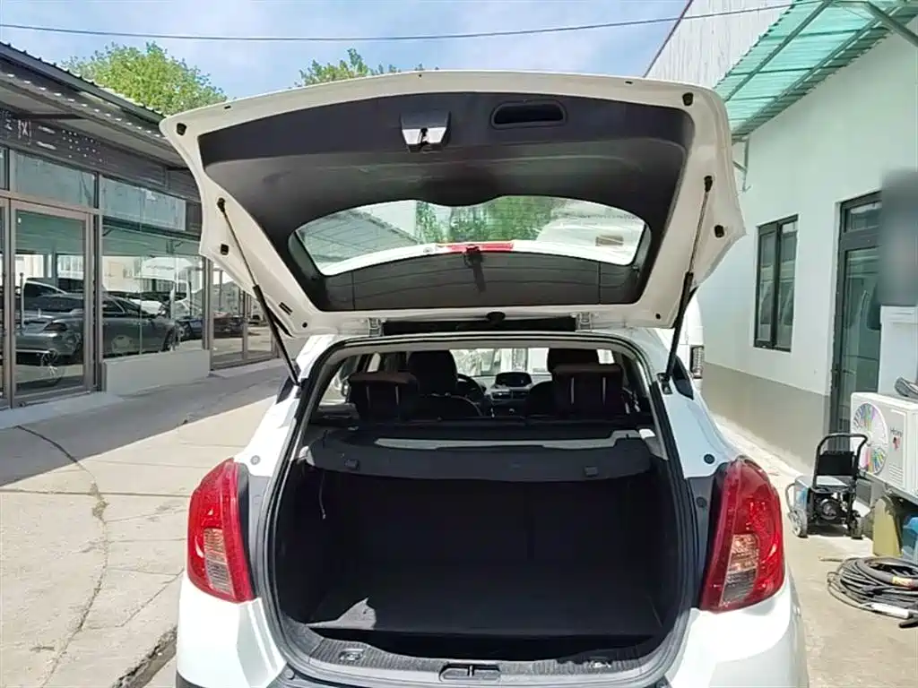 Buick Encore 2015 1.4T Automatic 2WD Urban Leading фото 19