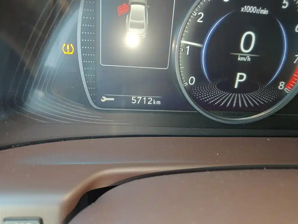 Lexus ES 2018 200 Excellence Edition China V фото 8