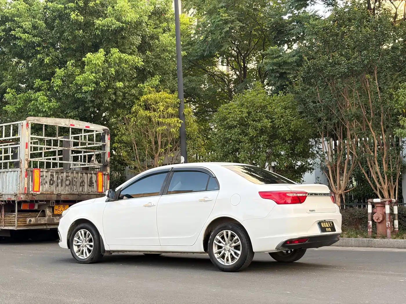 صورة 7 - Geely Vision