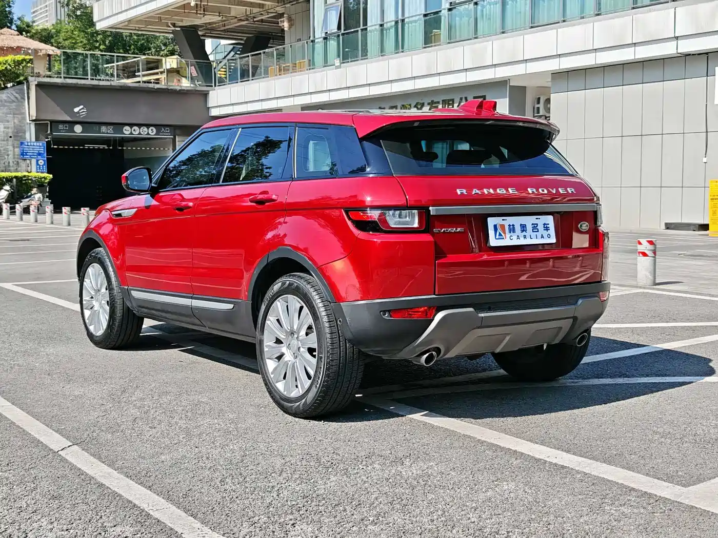 Land Rover Range Rover Evoque 2018 240PS SE Smart Edition фото 22
