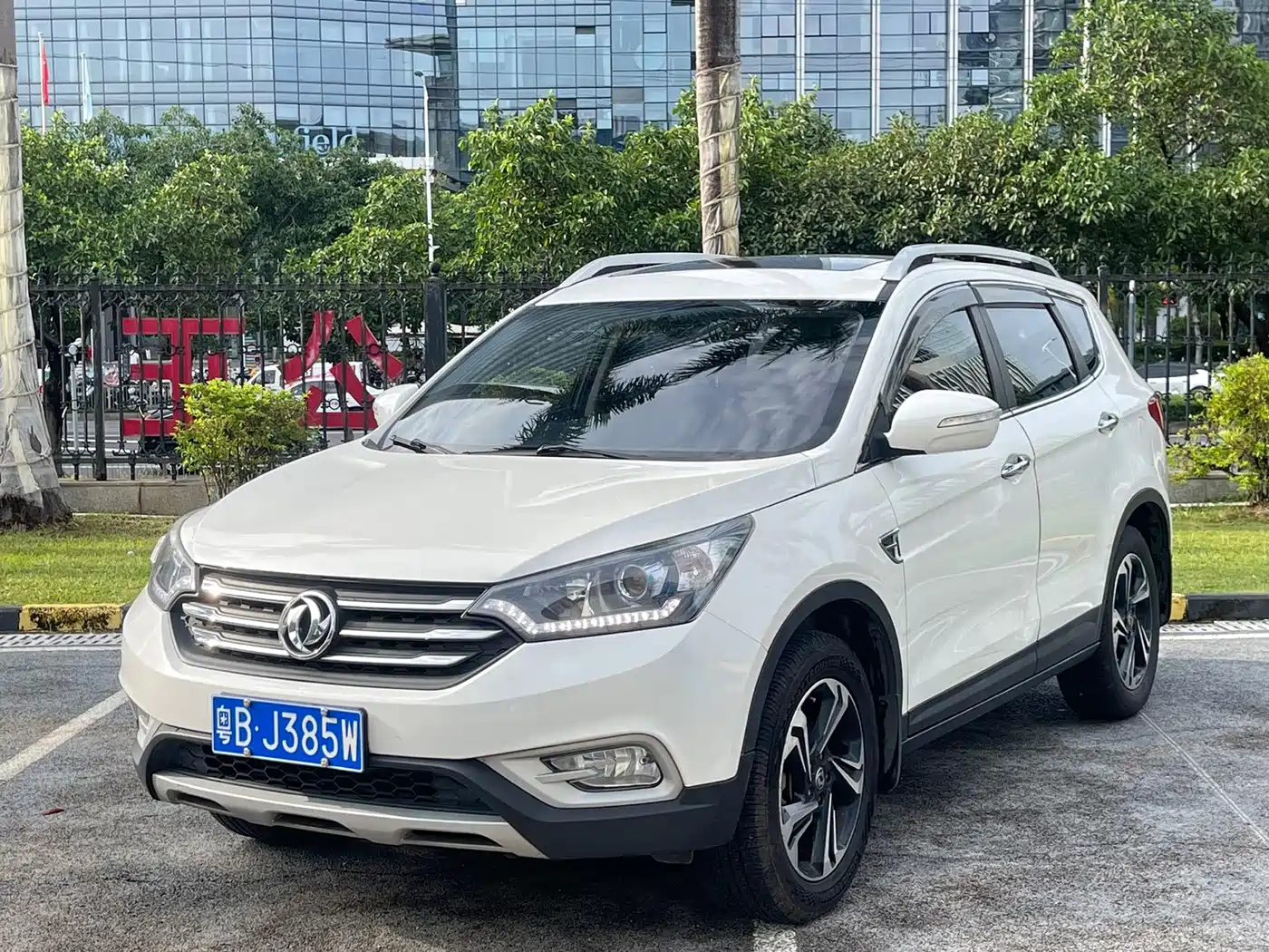 Dongfeng Aeolus Dongfeng Fengshen AX7 2016 2016 2.0L Manual Smart Joy