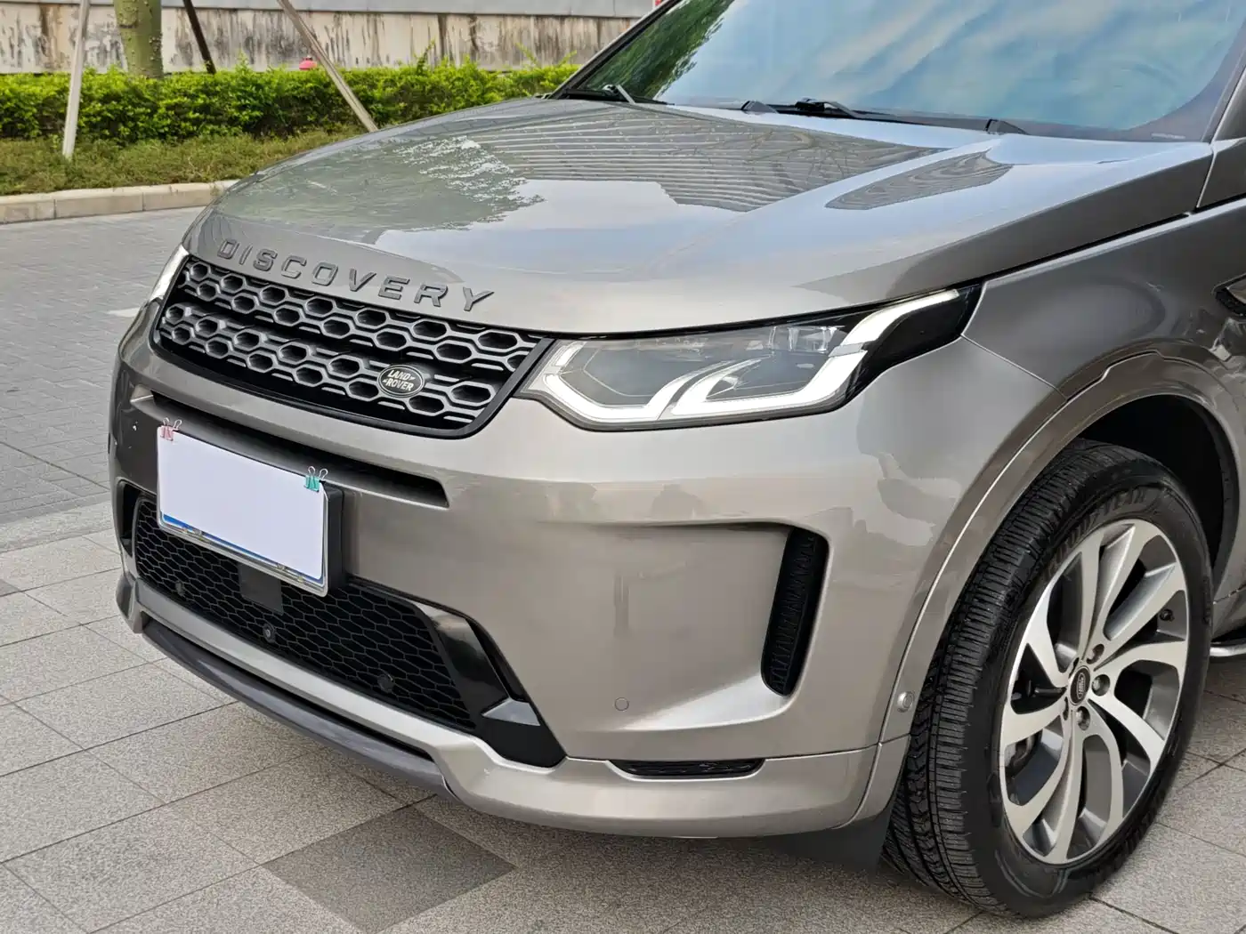 Land Rover Discovery Sport 2021 249PS R-Dynamic HSE Luxury Custom Edition фото 4