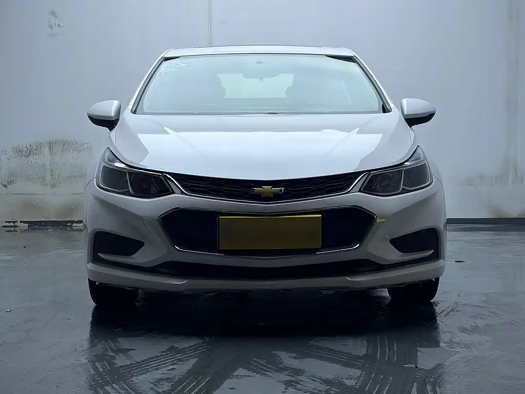 Chevrolet Cruze 2018 320 Automatic Pioneer Sunroof Edition фото 7