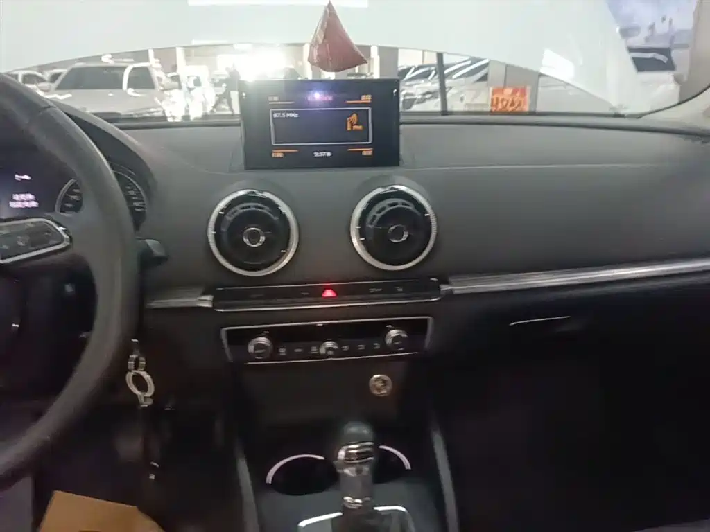 Audi A3 2016 Limousine 35 TFSI Style фото 13