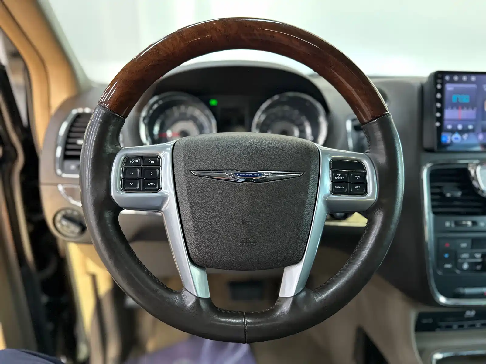 Фото 9 - Chrysler Pacifica