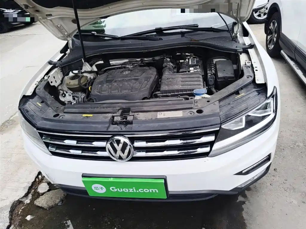 Volkswagen Tiguan L 2018 Facelift 330TSI Automatic 2WD Luxury Edition фото 16