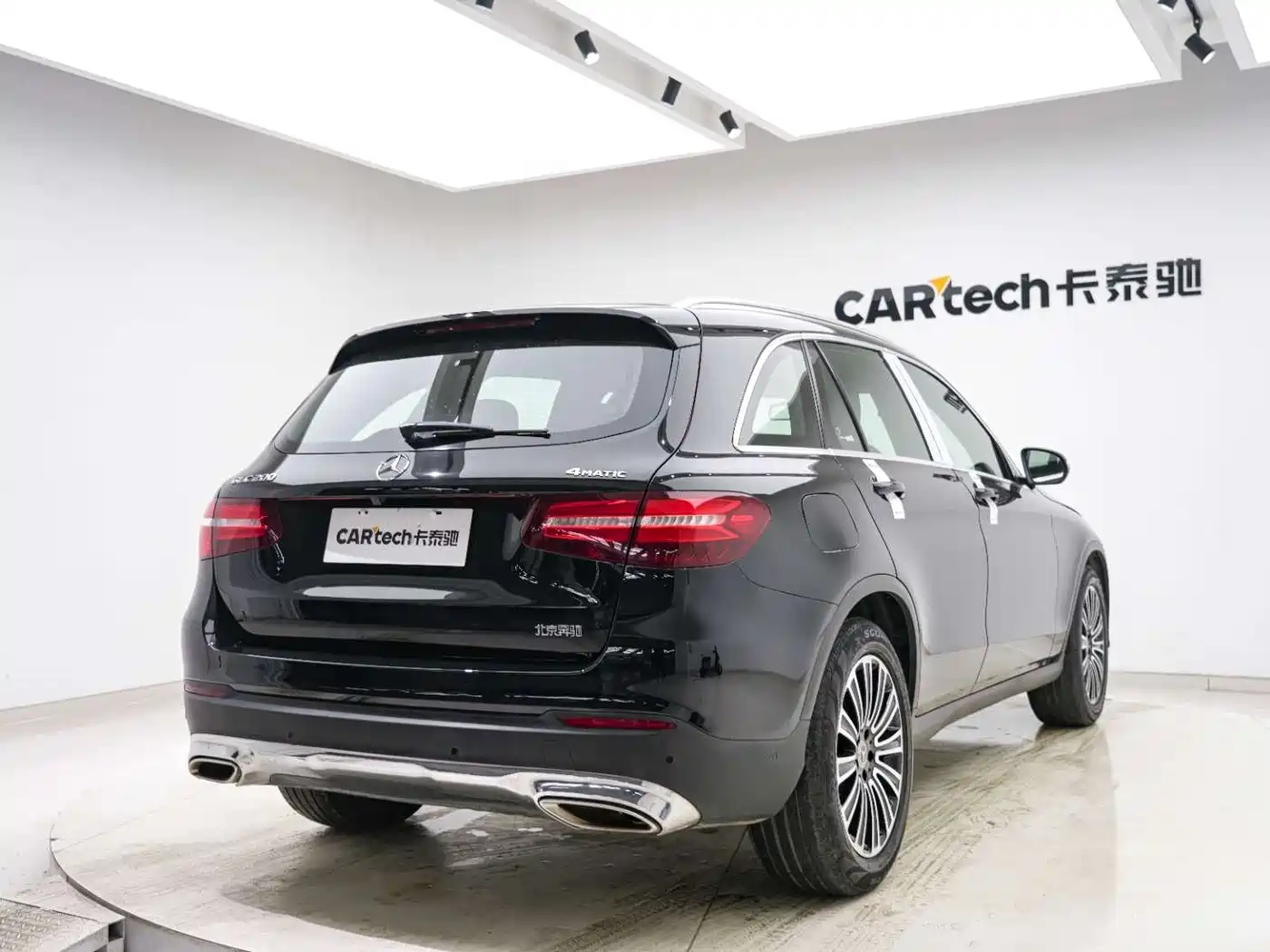 Mercedes-Benz GLC 2018 Facelift GLC 200 4MATIC фото 22