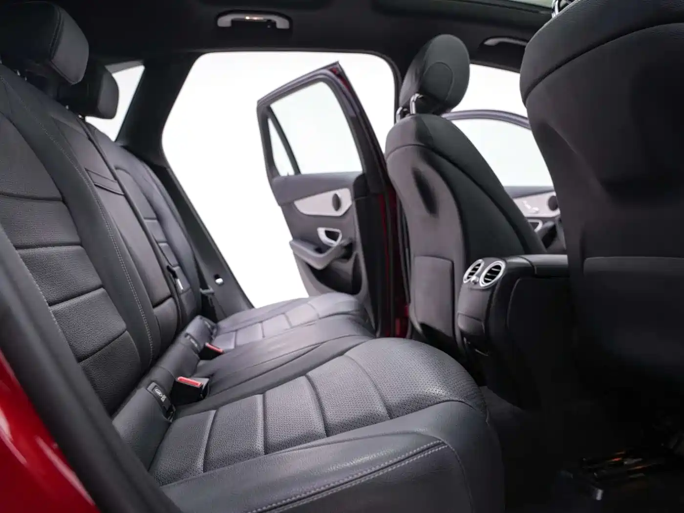 Mercedes-Benz GLC 2018 Facelift GLC 200 4MATIC фото 25