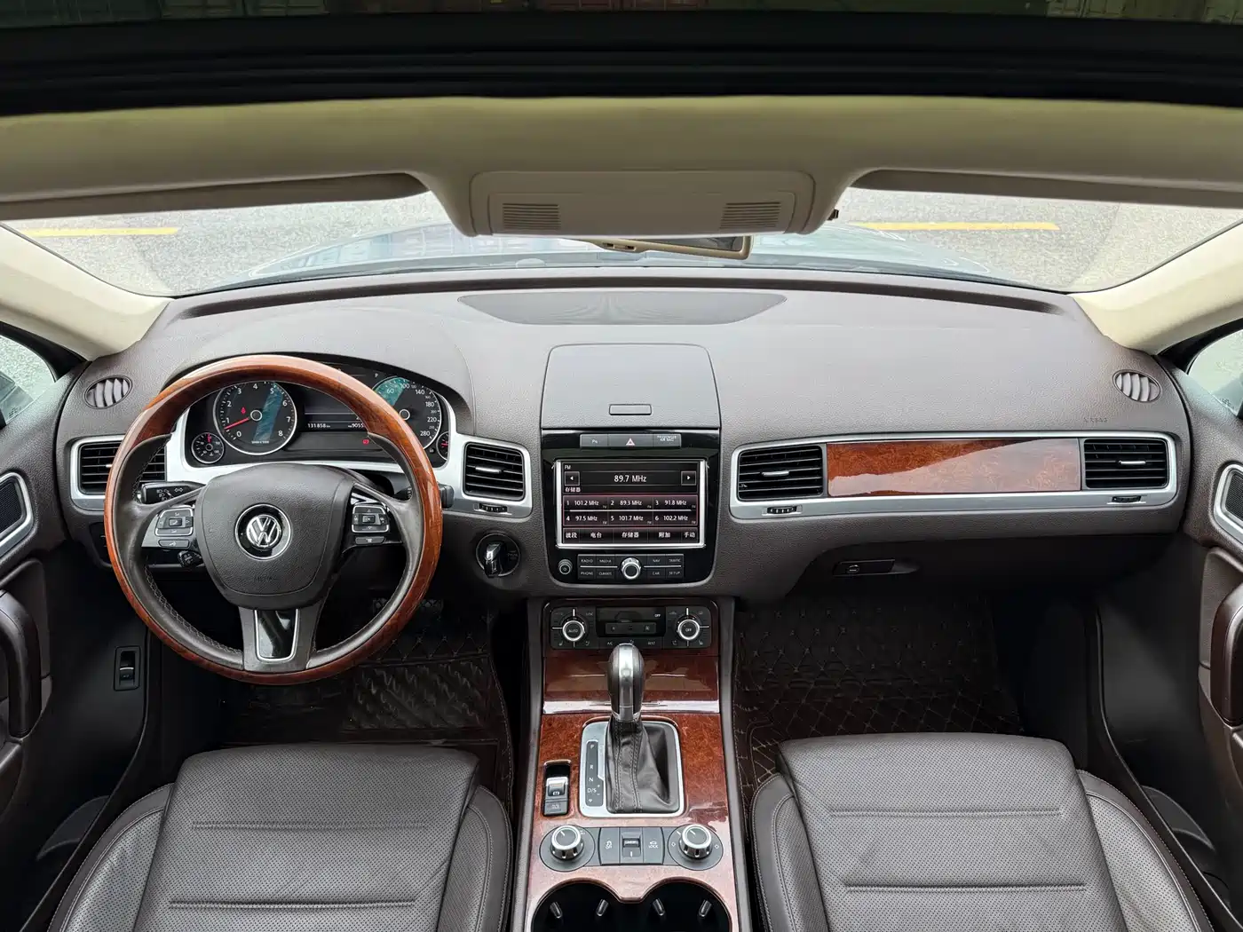 Volkswagen Touareg 2011 3.0TSI Comfort фото 10