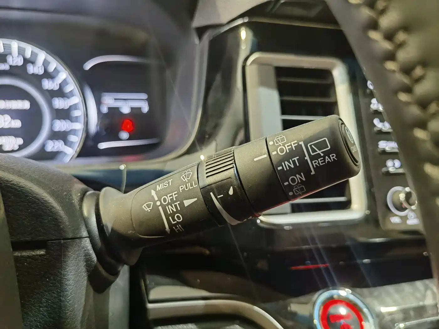 Honda Elysion 2019 2.0L Hybrid Supreme Edition фото 10