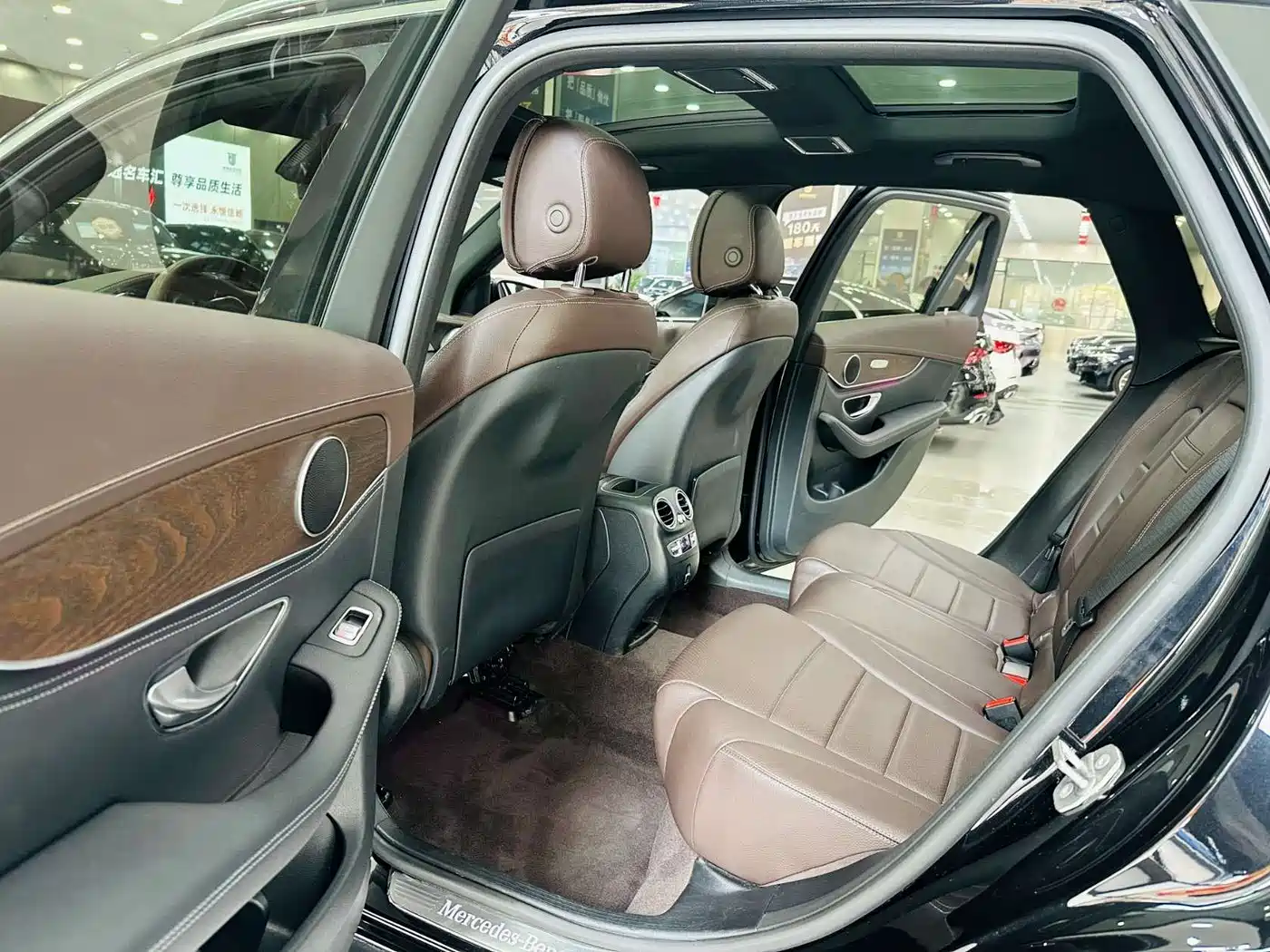 Mercedes-Benz GLC 2020 Facelift GLC 300 L 4MATIC Dynamic фото 6