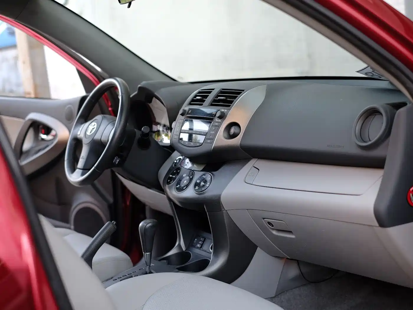 Toyota RAV4 Rongfang 2009 2.4L Automatic Luxury Edition фото 29