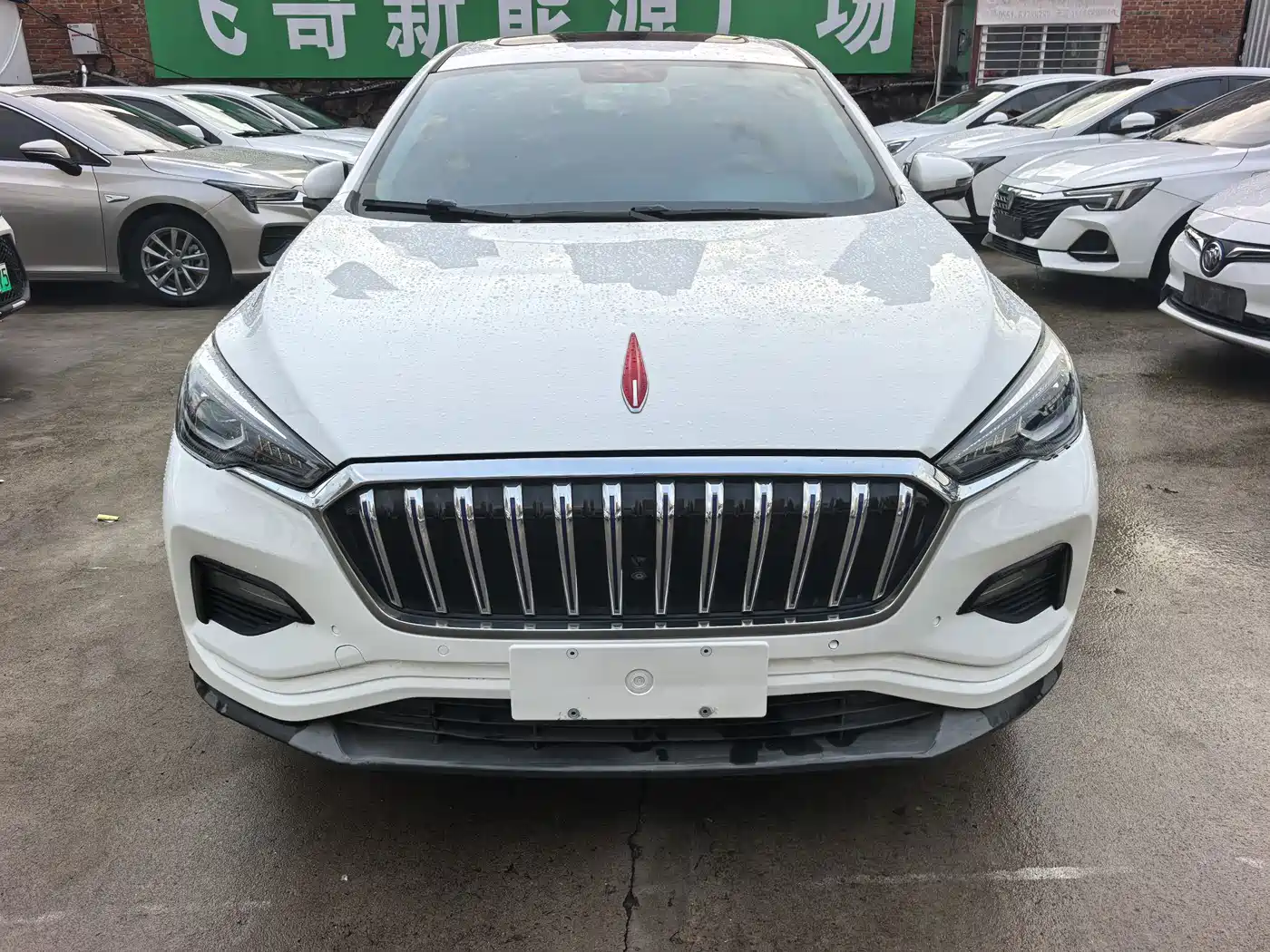 Hongqi E-HS3 2019 2019 Smart Connection Flag Joy FWD Version