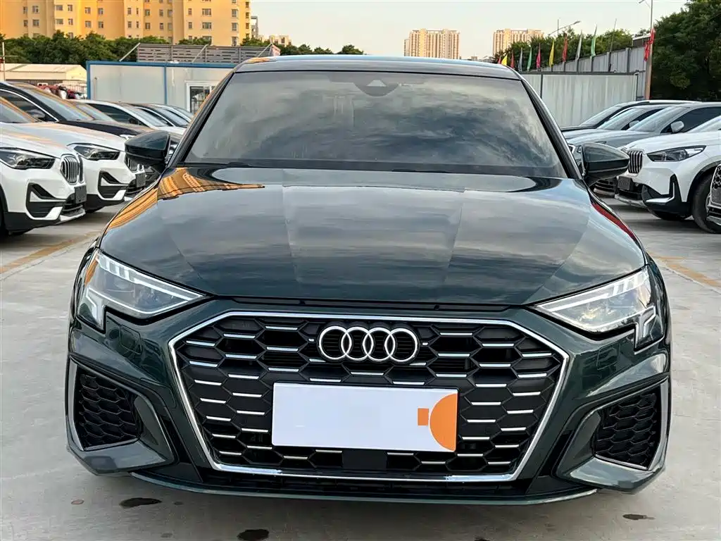 Audi A3 2023 A3L Limousine 35 TFSI Fashion Sport фото 2