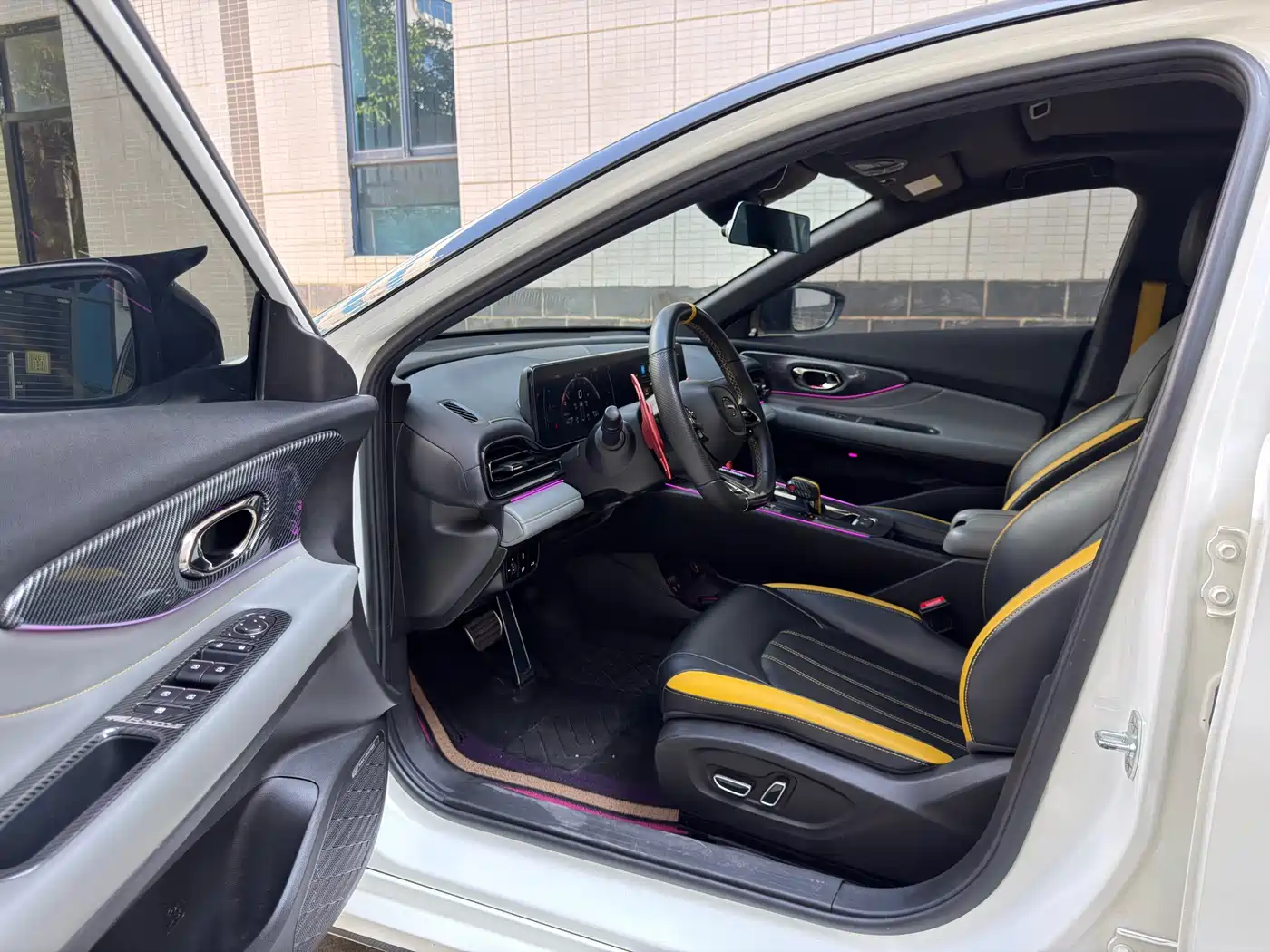 GAC Trumpchi Trumpchi Emkoo 2023 270T DCT J15 Edition фото 5