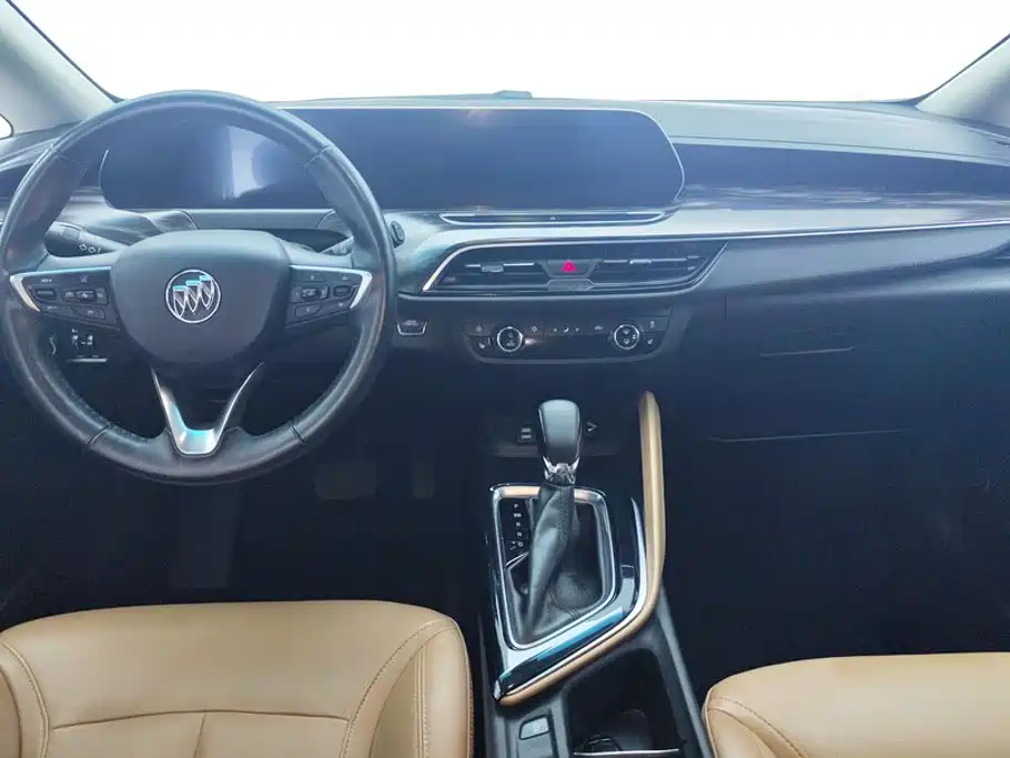 Buick GL6 2022 2021 323T Mild Hybrid Connected Premium Trim