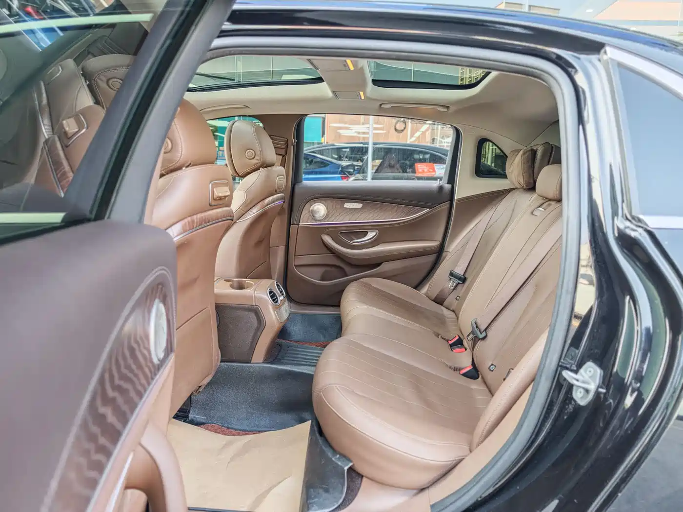 Mercedes-Benz E-Class 2020 Facelift E 300 L Fashion фото 7