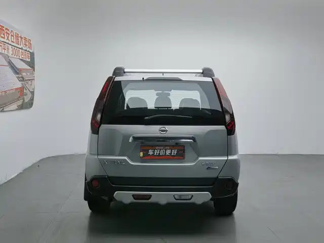 Nissan X-Trail 2012 2.5L CVT Premium Edition 4WD — фото 4